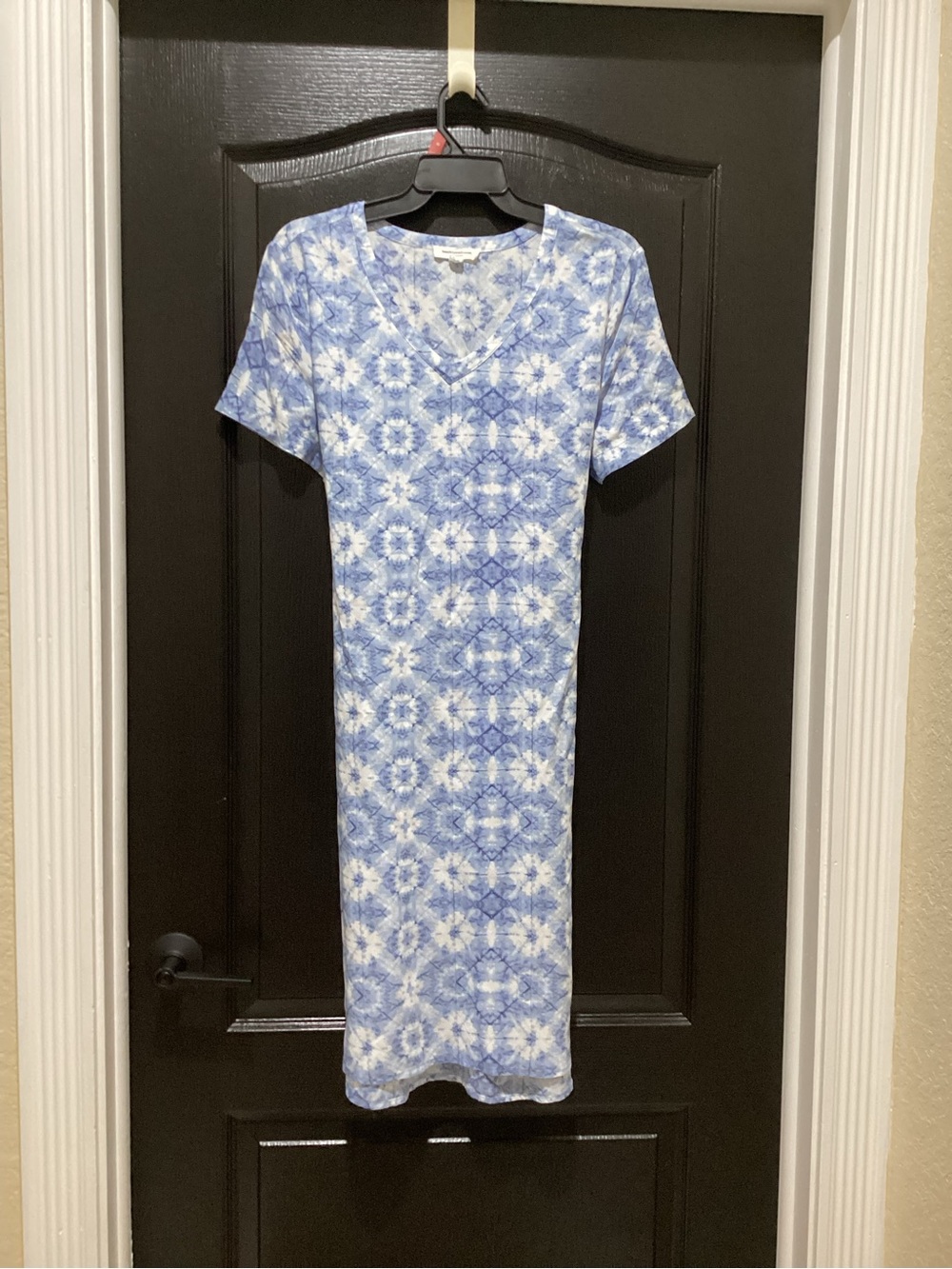 Beach Lunch Lounge Blue Tie-Dye Pattern V-Neck Women’s Dress